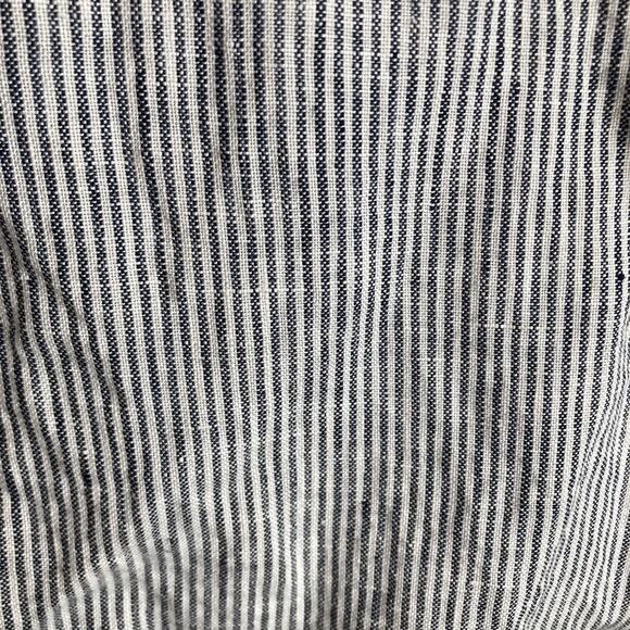 Tahari Women's Gray Pinstriped Linen Short Sleeve Button Up Shirt Size L Coastal - Picture 10 of 10